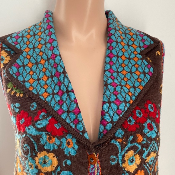 Closing!❄️ 18.5” PTP Rare quality IVKO BEAUTY!! wool Serbia sweater vest top - Picture 2 of 14